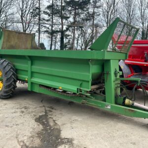 Bunning Rear Discharge Spreader
