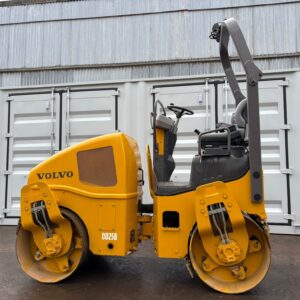 Volvo DD25B Double Drum Vibrating Roller