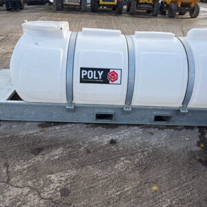 Western Global 2700 litre water tank on frame