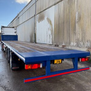 Used Montracon flat trailer triple axle 44.5 ft, for sale with Joe Dunn Plant Somerset.